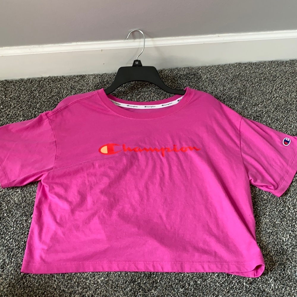 Cropped champion tee